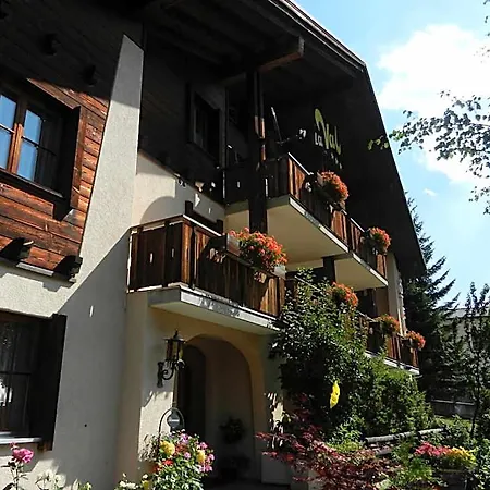 Casa La Val Sedrun